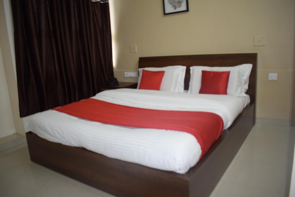 Hotel-The Safar Ahmedabad Exteriör bild