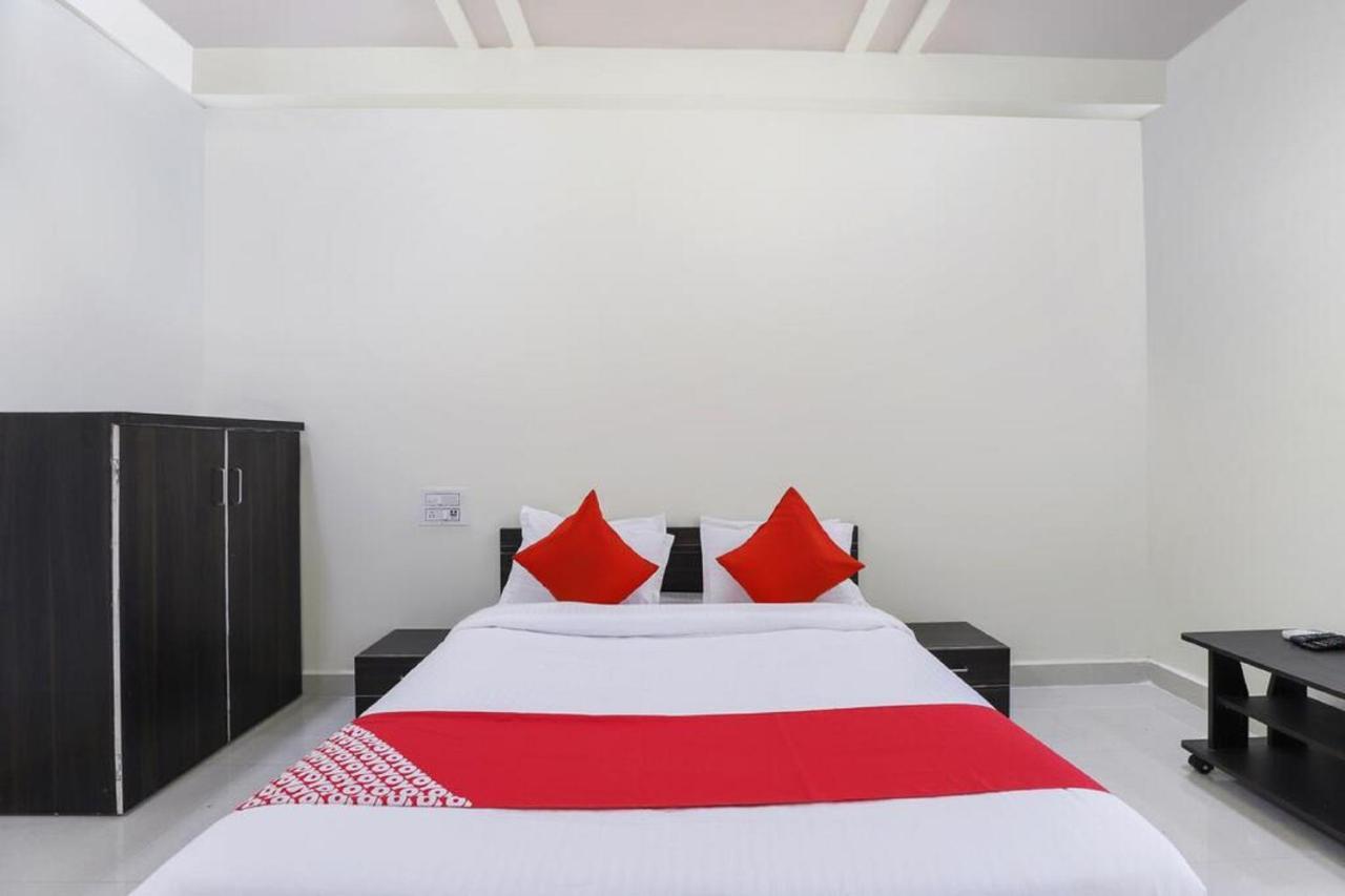 Hotel-The Safar Ahmedabad Exteriör bild